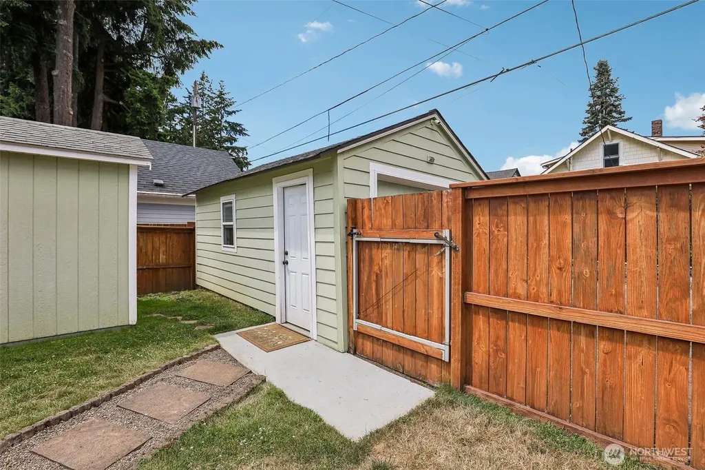 304 W 32nd Street Vancouver WA 98660