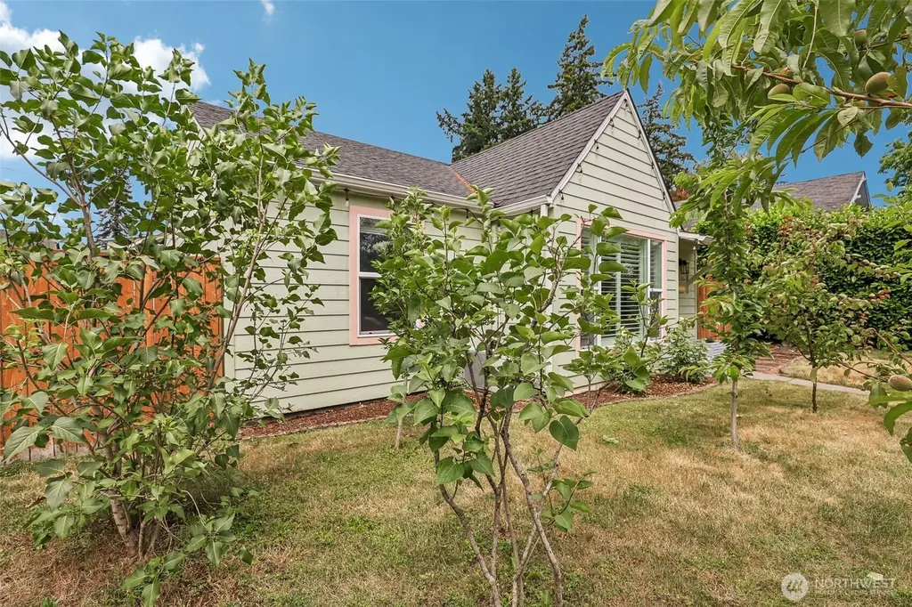 304 W 32nd Street Vancouver WA 98660