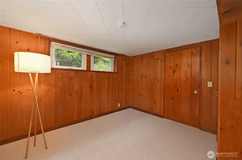 2562 6th Avenue W Seattle WA 98119