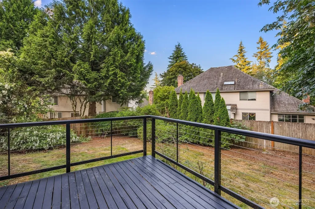 22213 NE 31st Street Sammamish WA 98074