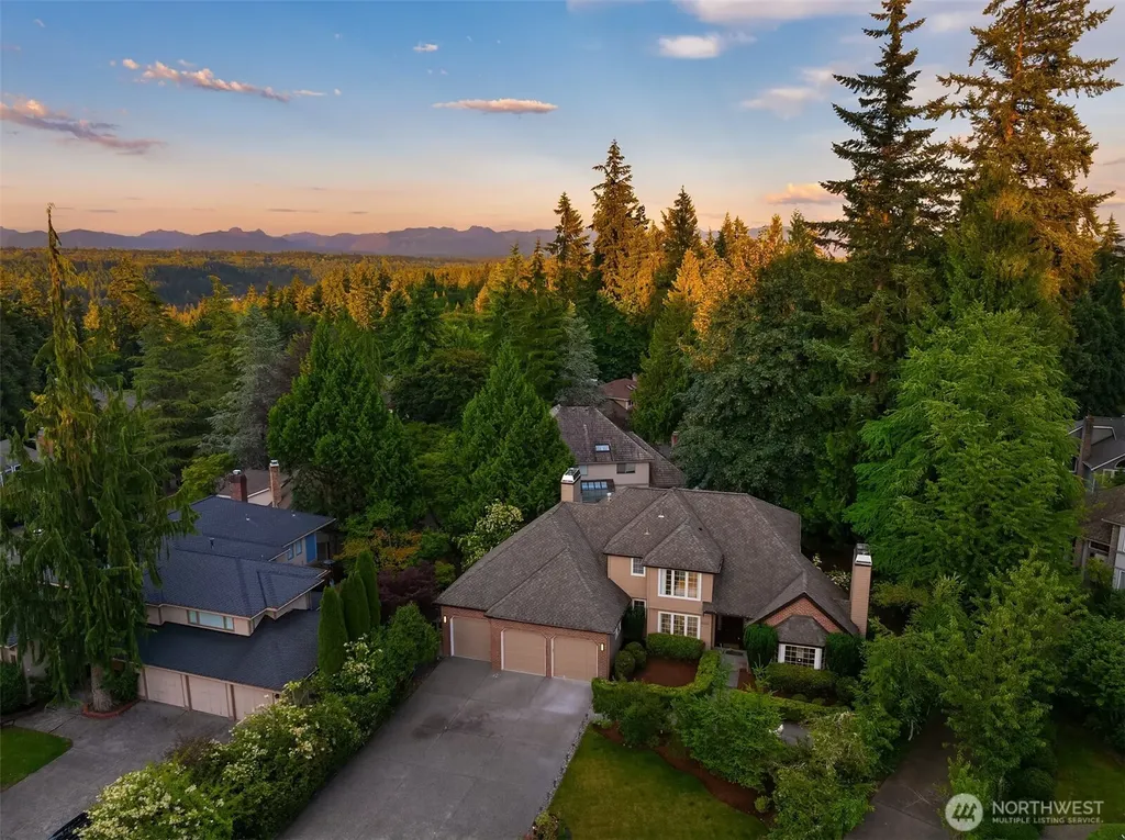22213 NE 31st Street Sammamish WA 98074