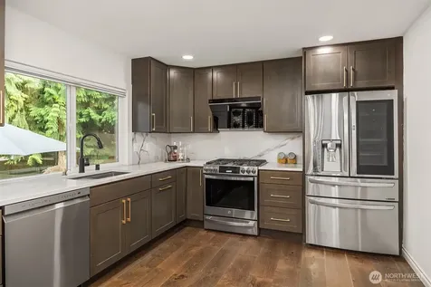 22213 NE 31st Street Sammamish WA 98074