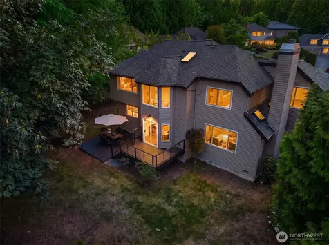 22213 NE 31st Street Sammamish WA 98074