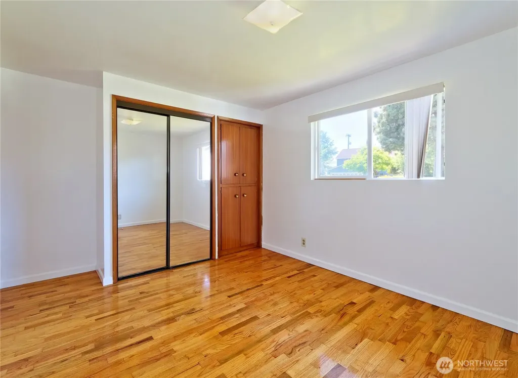 6811 27th Avenue S Seattle WA 98108