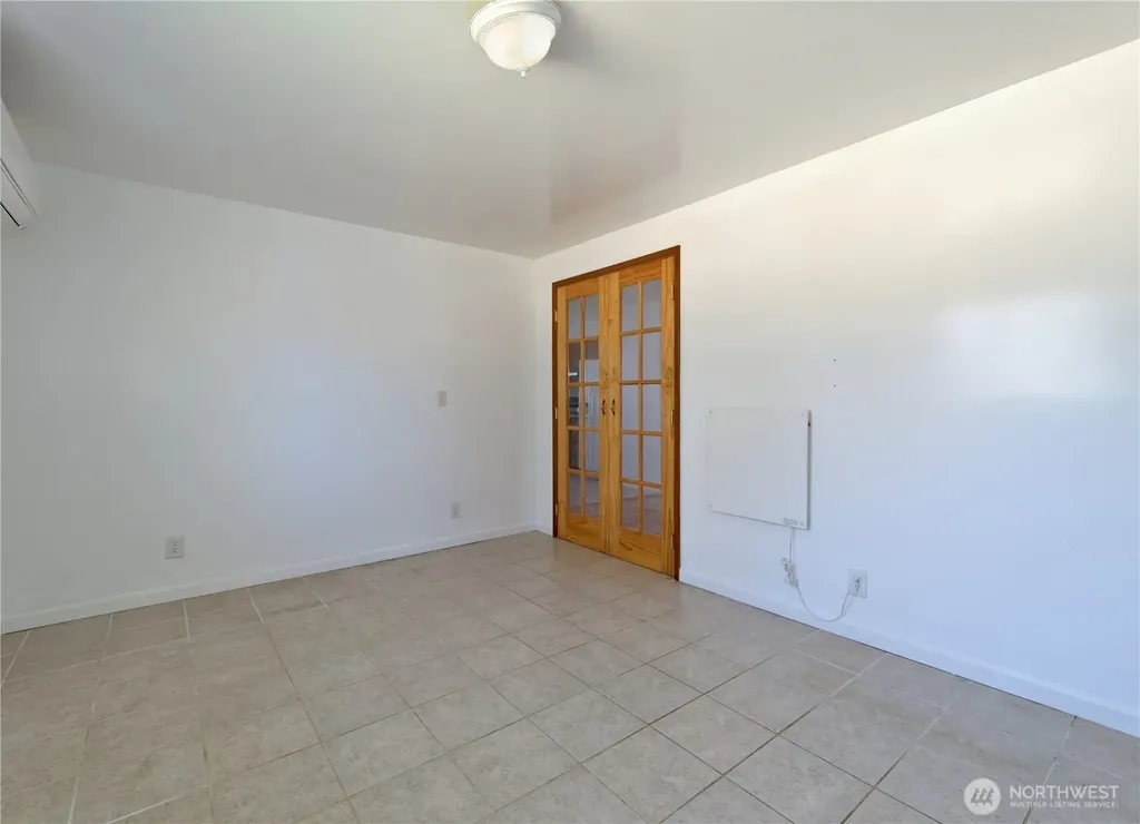 6811 27th Avenue S Seattle WA 98108