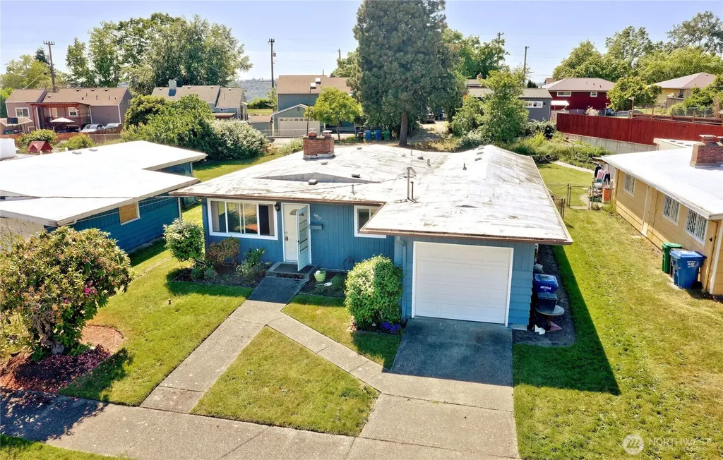 6811 27th Avenue S Seattle WA 98108