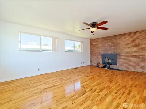 6811 27th Avenue S Seattle WA 98108