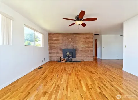 6811 27th Avenue S Seattle WA 98108