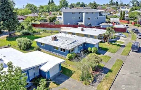 6811 27th Avenue S Seattle WA 98108