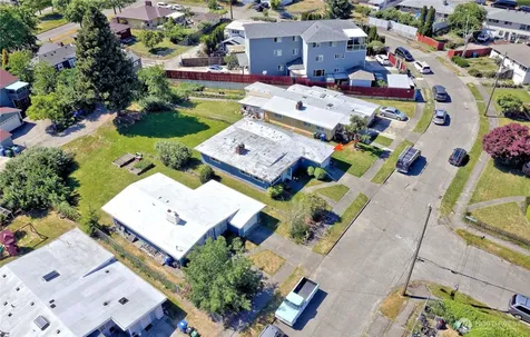 6811 27th Avenue S Seattle WA 98108