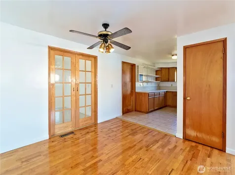 6811 27th Avenue S Seattle WA 98108