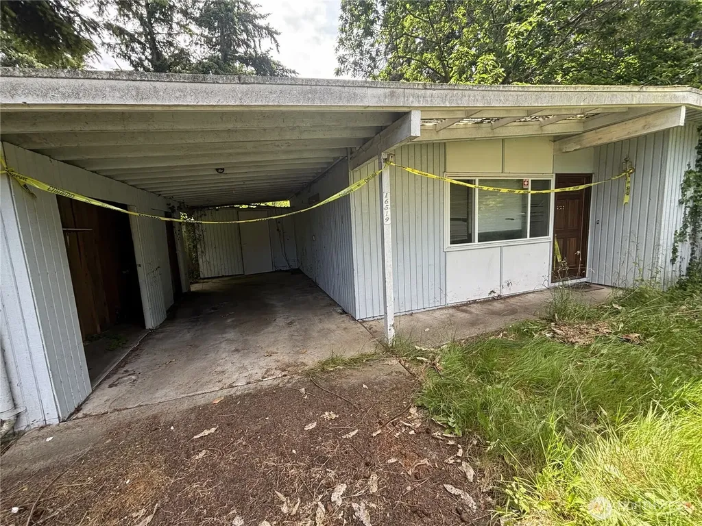16519 NE 16th Place Bellevue WA 98008
