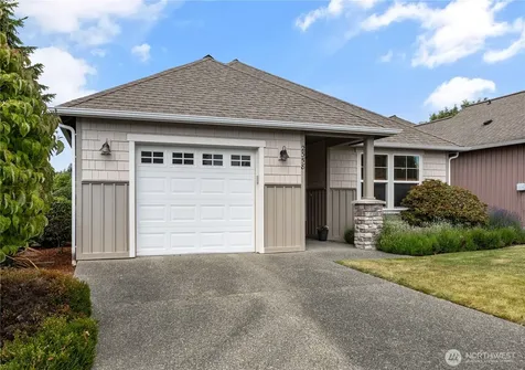 2358 SW Winchester Street Oak Harbor WA 98277