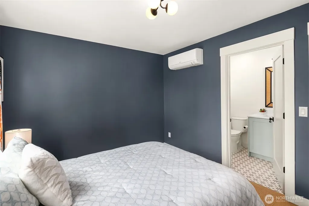 6735 11th Avenue NW Seattle WA 98117