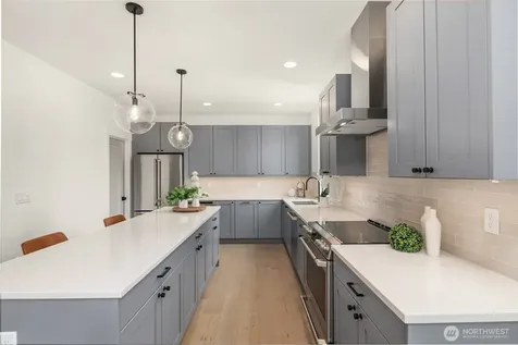 6735 11th Avenue NW Seattle WA 98117