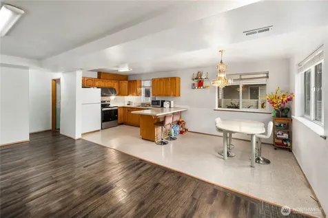 3317 Claremont Avenue S Seattle WA 98144