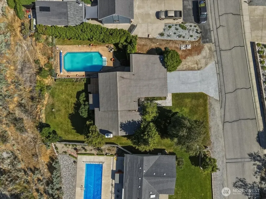 717 Golf Course Drive Chelan WA 98816