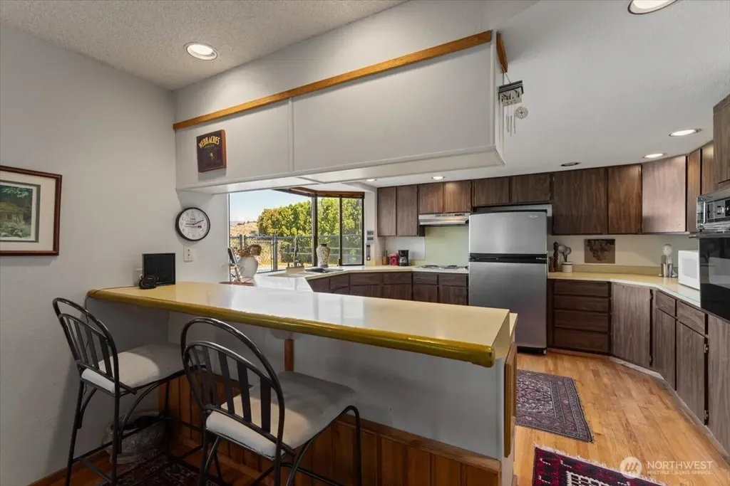 717 Golf Course Drive Chelan WA 98816
