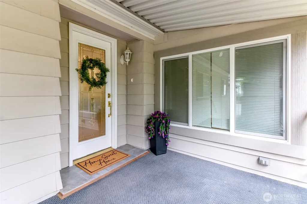 22065 106th Place SE Kent WA 98031