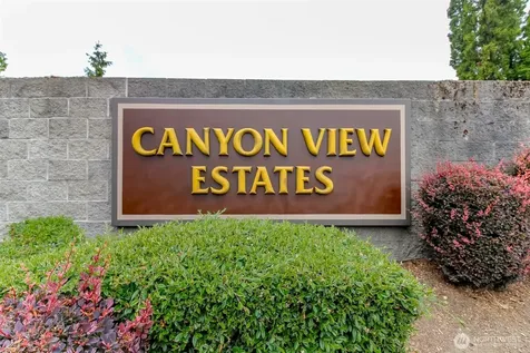 22065 106th Place SE Kent WA 98031