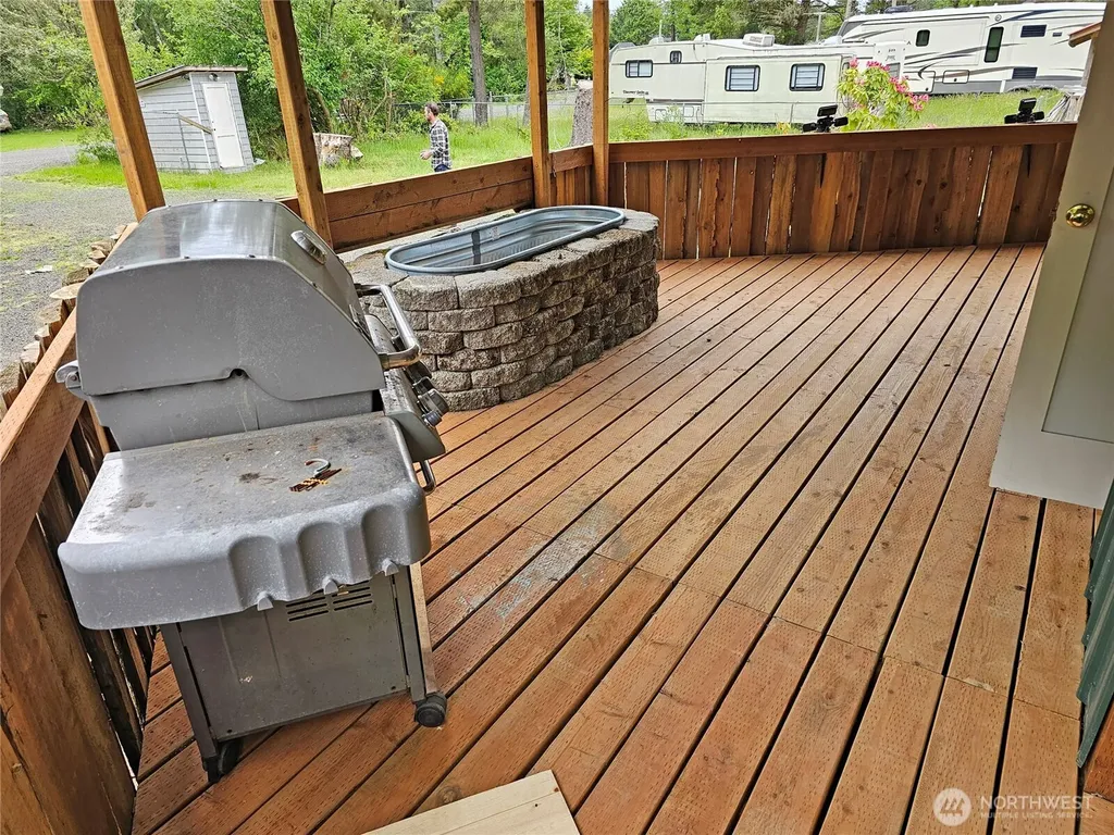 1022 Juniper Street Grayland WA 98547