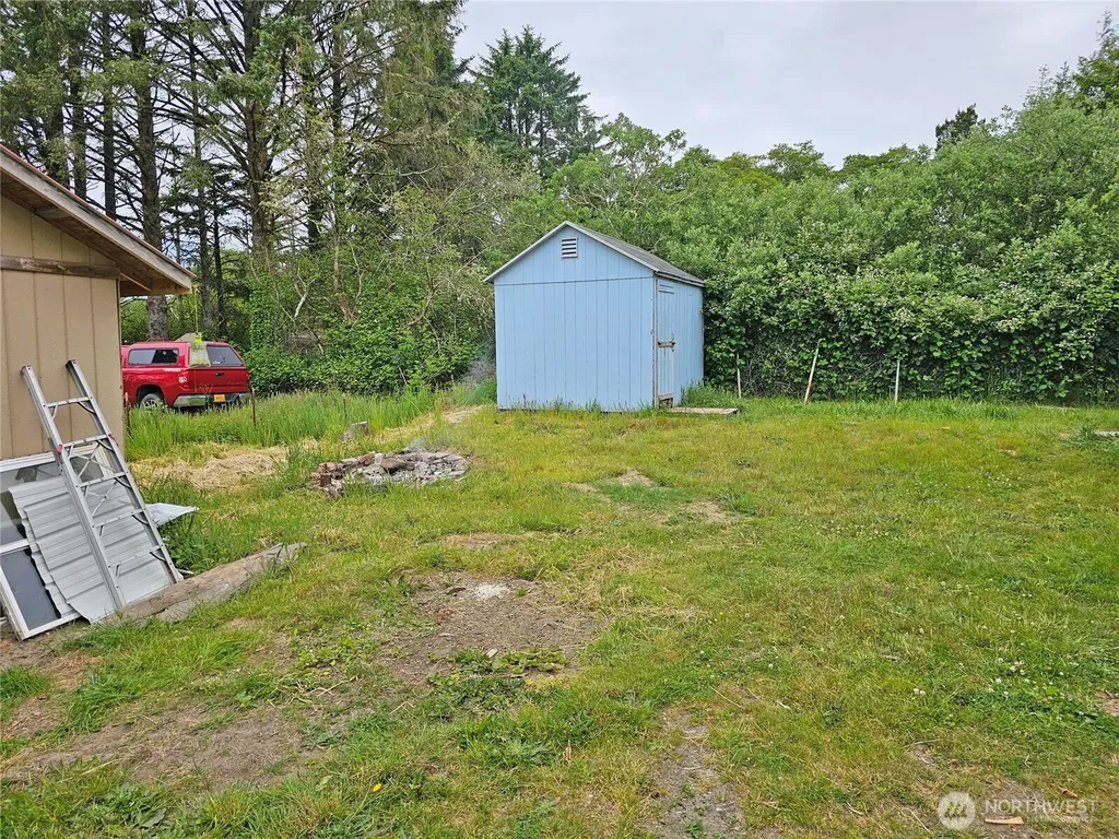 1022 Juniper Street Grayland WA 98547