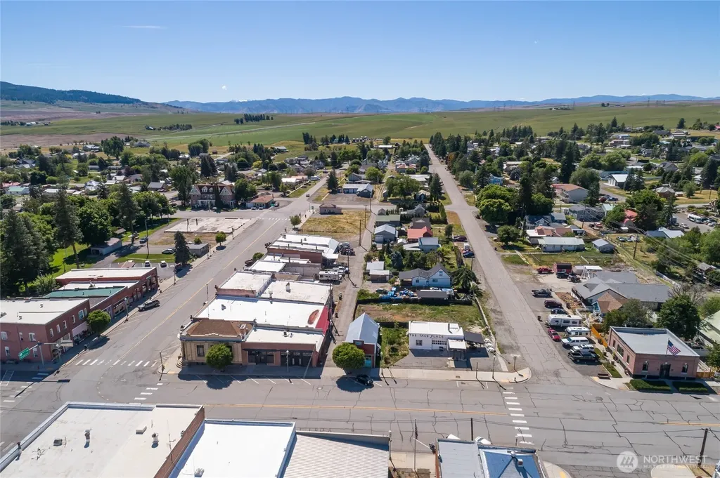 108 N Chelan Avenue Waterville WA 98858