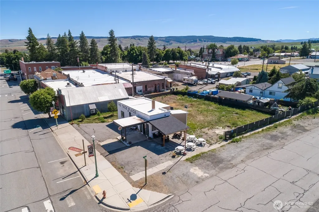 108 N Chelan Avenue Waterville WA 98858
