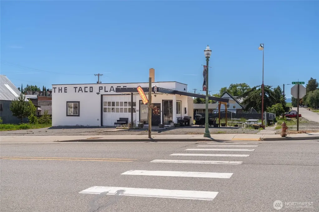 108 N Chelan Avenue Waterville WA 98858
