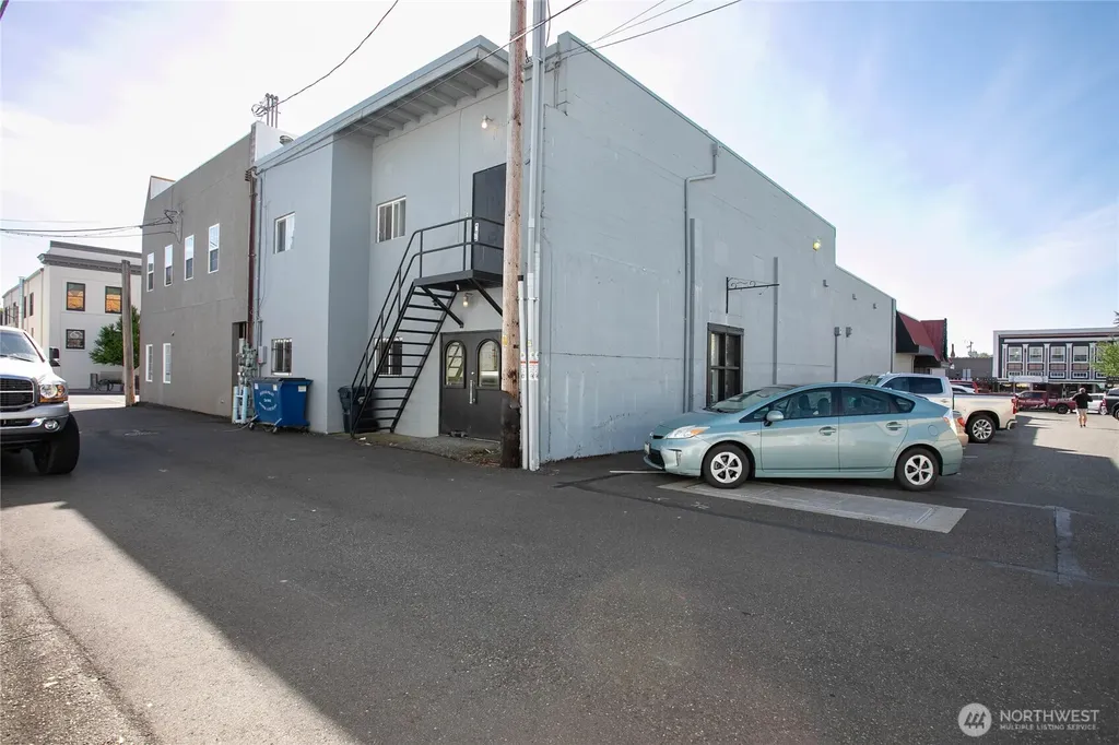 504 Front Street Lynden WA 98264