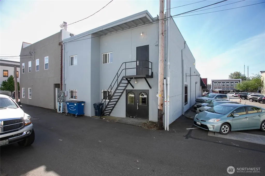 504 Front Street Lynden WA 98264