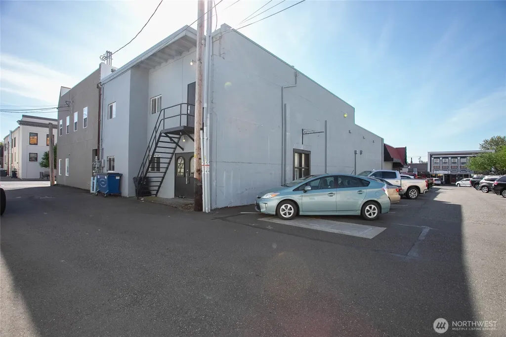 504 Front Street Lynden WA 98264