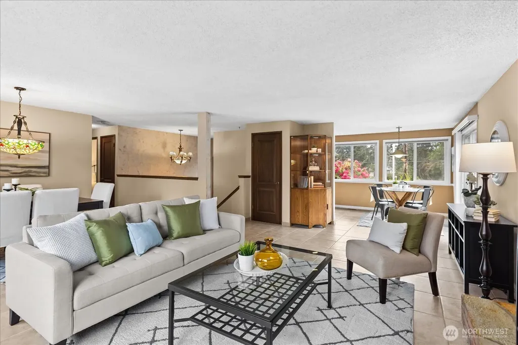 8505 236th Street SW Edmonds WA 98026