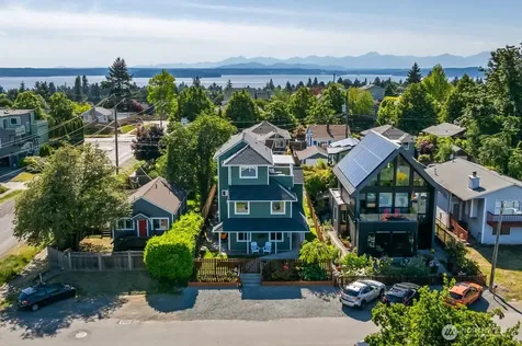 5653 34th Avenue SW Seattle WA 98126