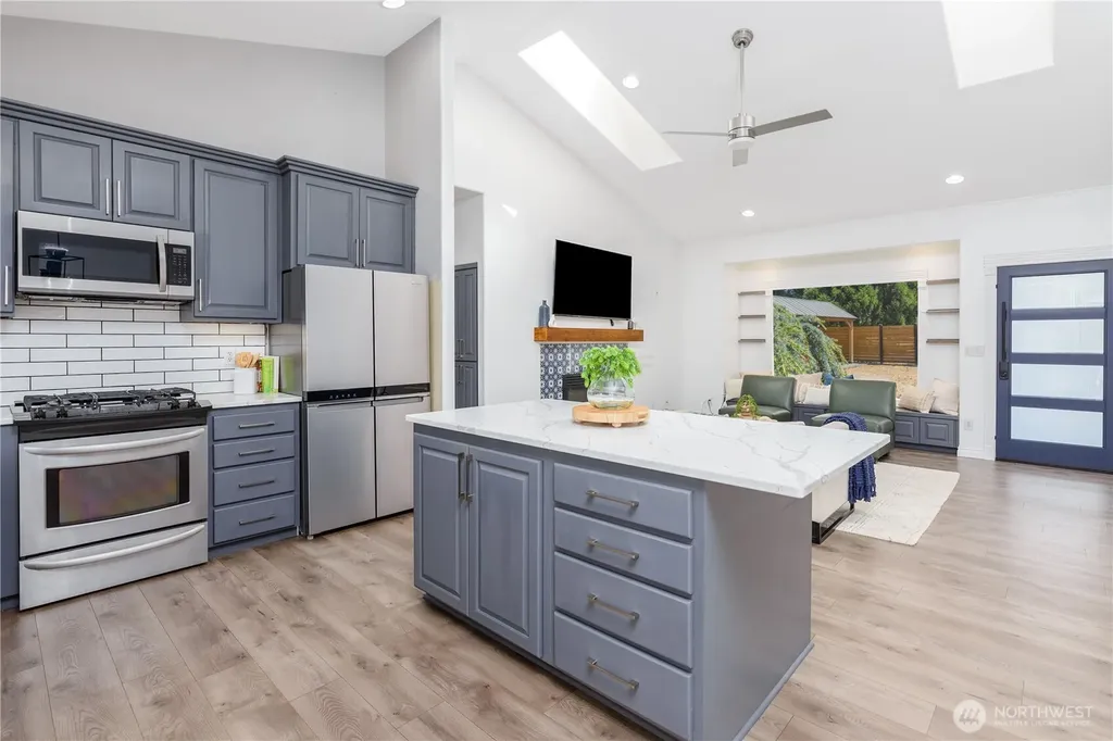 41 Smithfield Drive Sequim WA 98382
