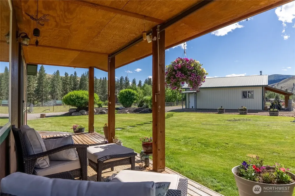 228 Twisp Carlton Road Carlton WA 98814