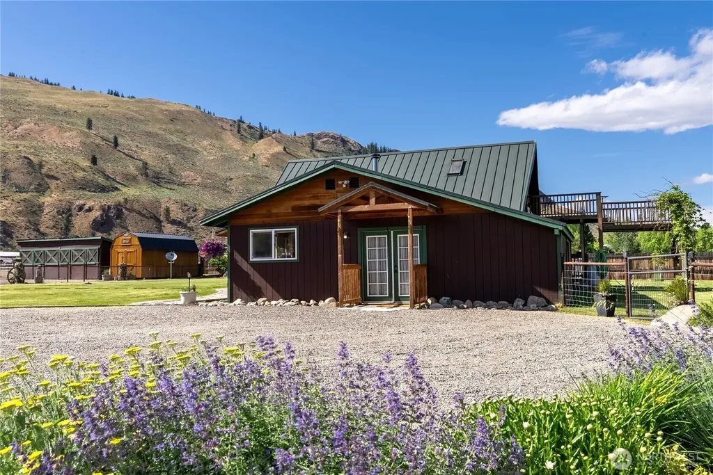 228 Twisp Carlton Road Carlton WA 98814