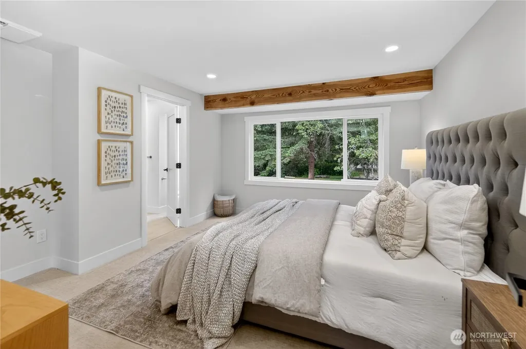 17409 NE 136th Street Redmond WA 98052