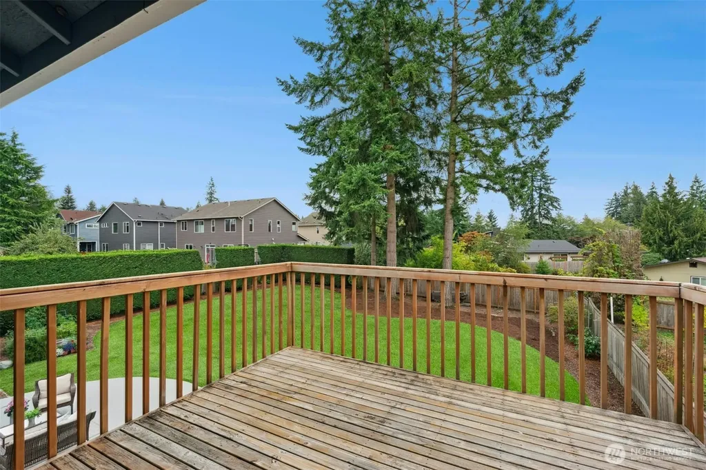 1132 Crawford Road Lynnwood WA 98036
