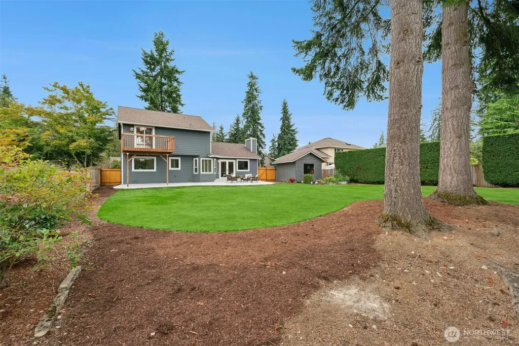 1132 Crawford Road Lynnwood WA 98036
