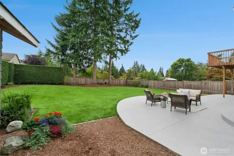 1132 Crawford Road Lynnwood WA 98036