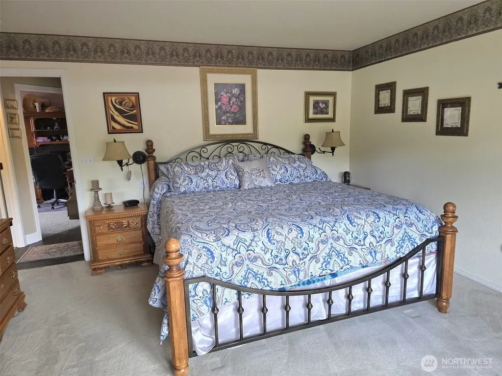 8224 Mullen Road SE Lacey WA 98503