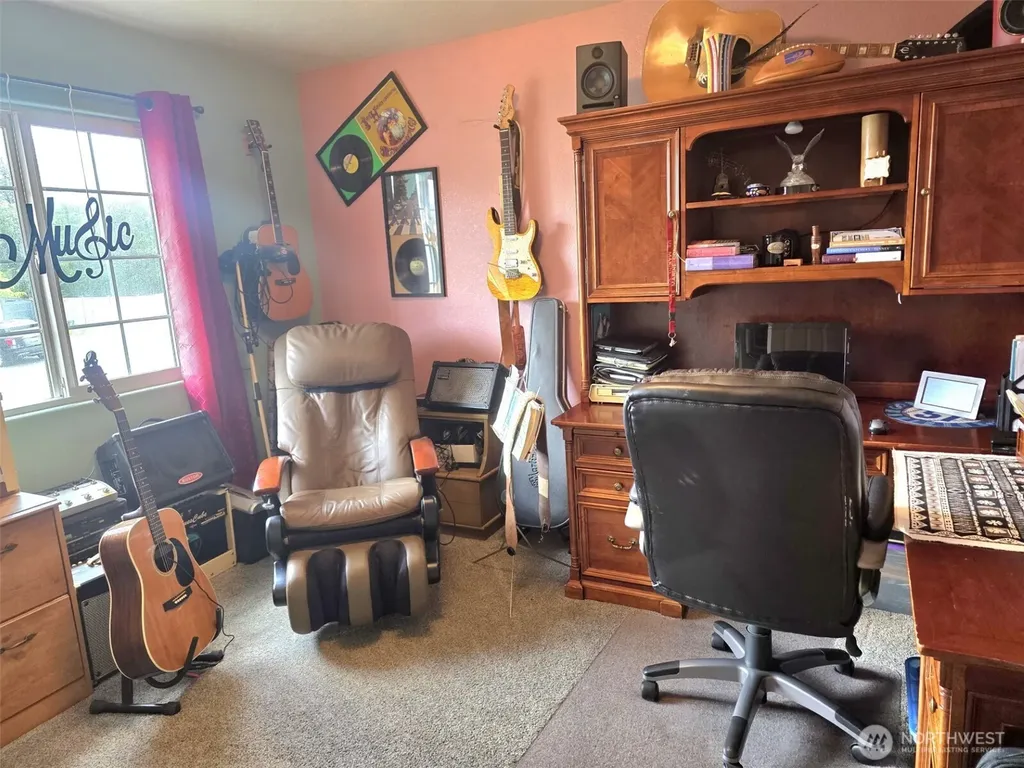 8224 Mullen Road SE Lacey WA 98503