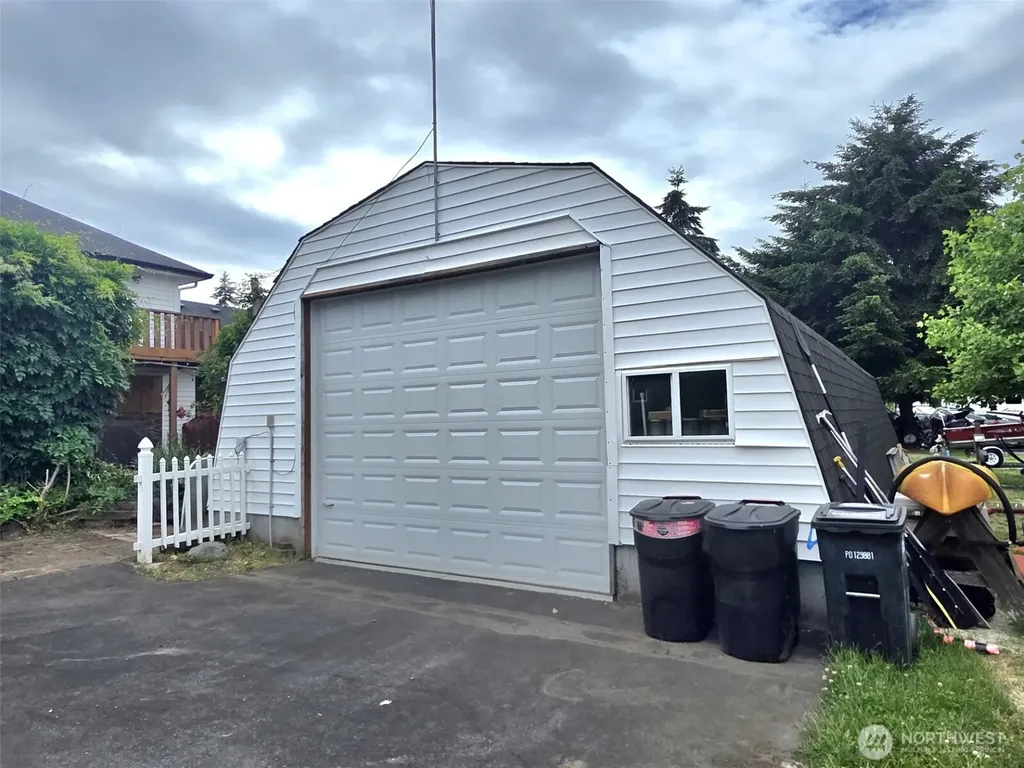 8224 Mullen Road SE Lacey WA 98503