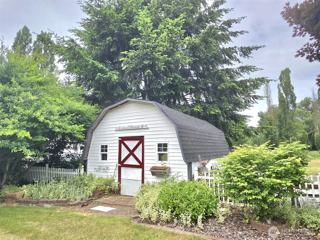 8224 Mullen Road SE Lacey WA 98503