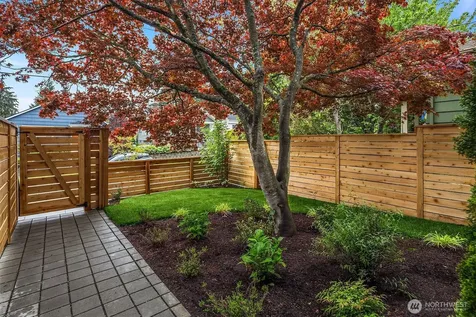 7334 25th Avenue NW Seattle WA 98117