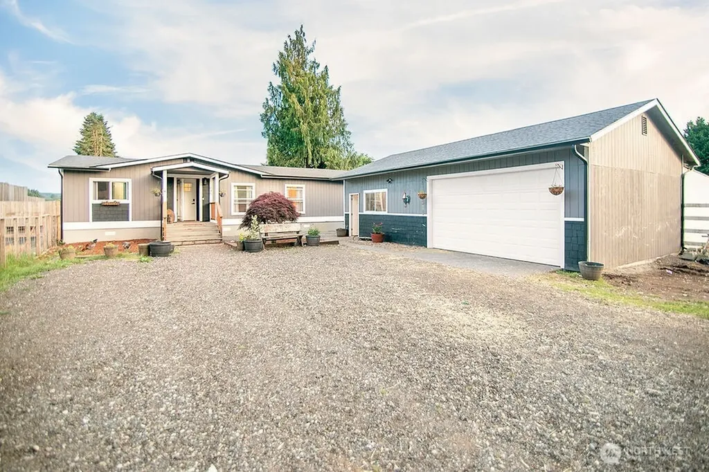 11845 School Land Road SW Rochester WA 98579