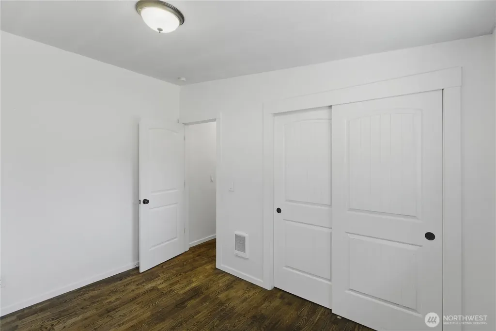 1518 S 49th Street Tacoma WA 98408