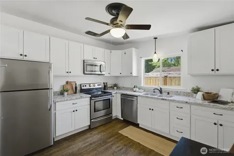 1518 S 49th Street Tacoma WA 98408