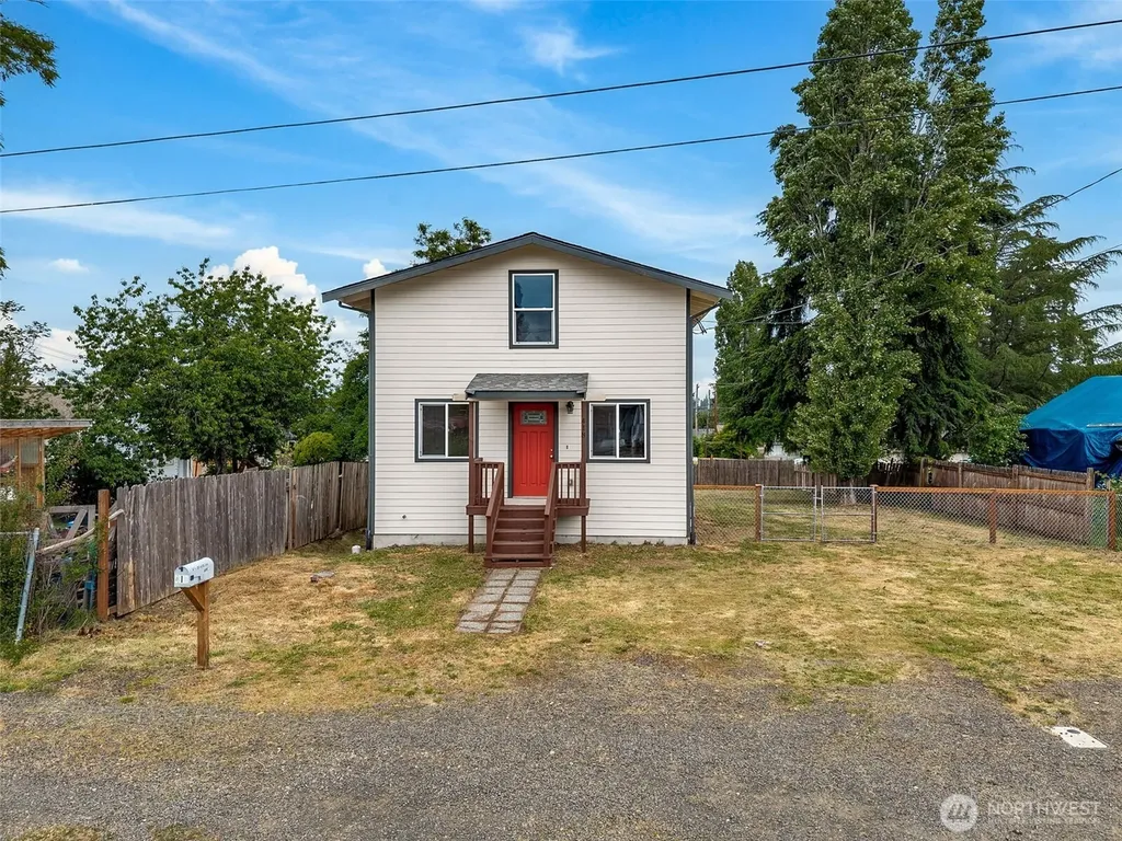 418 Dearborn Avenue Shelton WA 98584